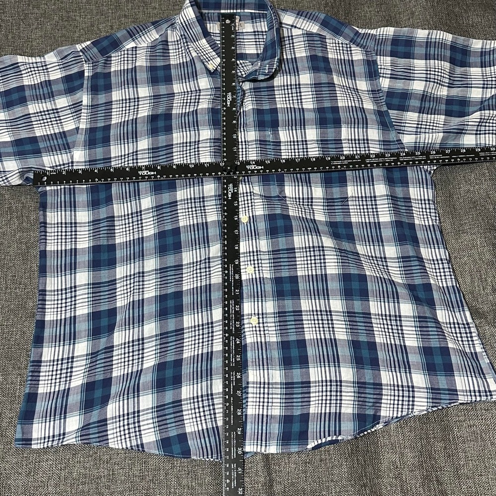 Men's Windridge Wrinkle Free Size XL Short Sleeve Shirt - Picture 2 of 5